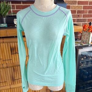 Climawear Light Aqua/Mint Long Sleeve Top with Lavender Stitching